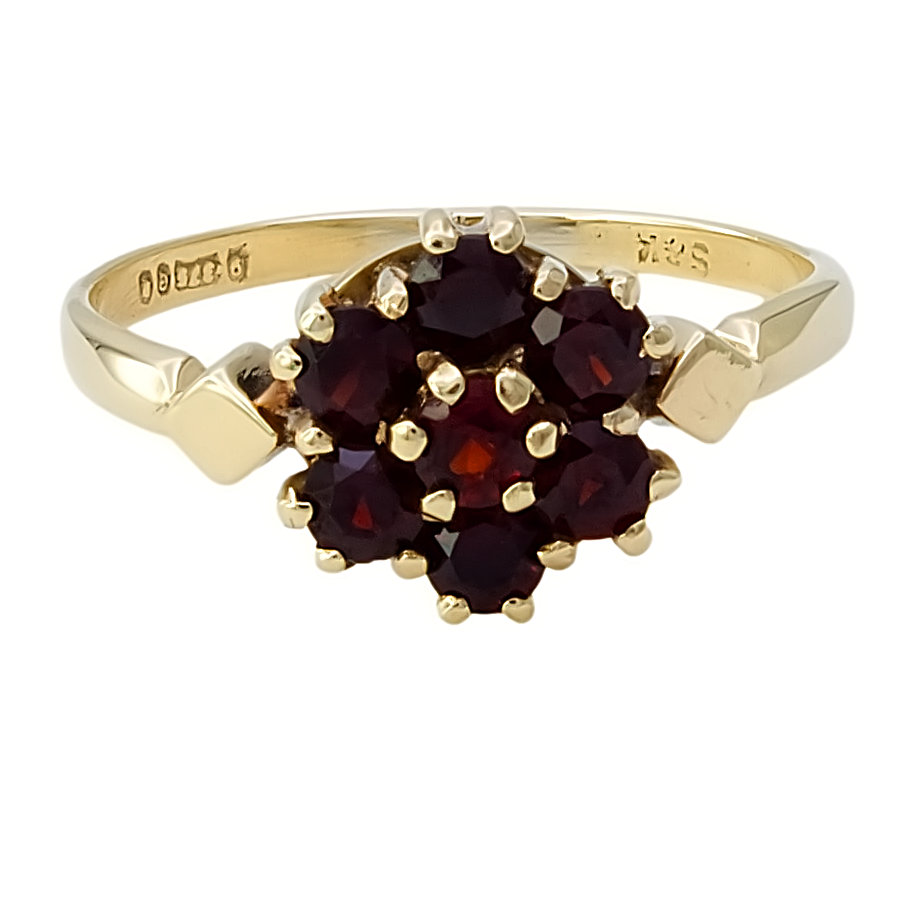 9ct gold Garnet Cluster Ring size M